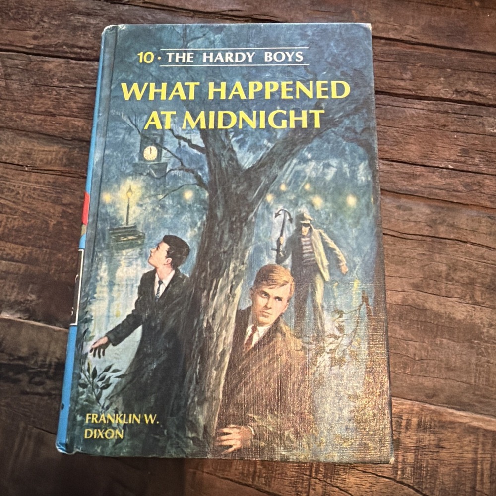 Hardy Boys Vintage Book 10: What Happened At Midnight!